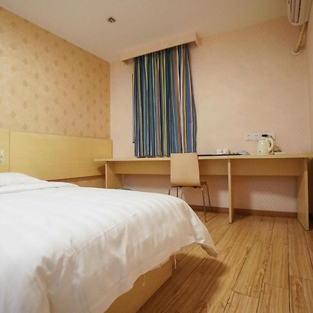Jia Mei Xin Holiday Hotel Baiyun Airport Branch Guangzhou Luaran gambar